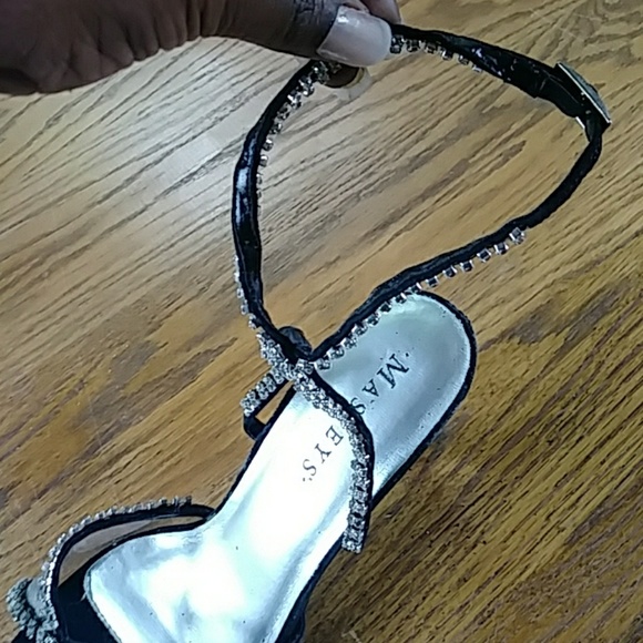 Masseys Heels - Picture 3 of 8